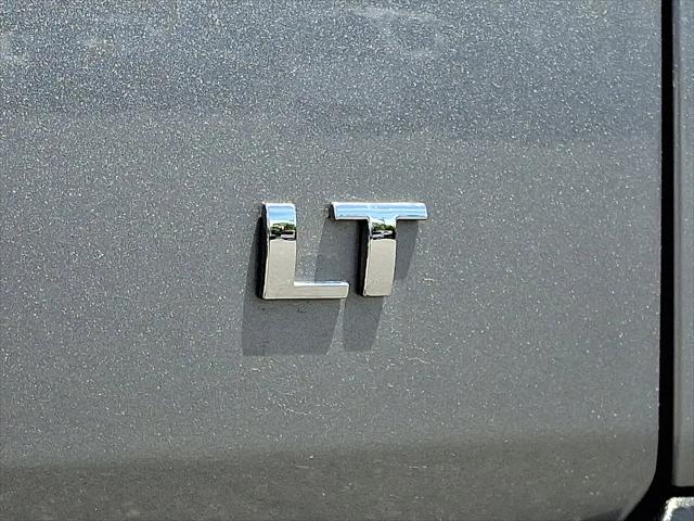 2023 Chevrolet Traverse AWD LT Cloth