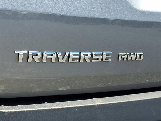 2023 Chevrolet Traverse AWD LT Cloth