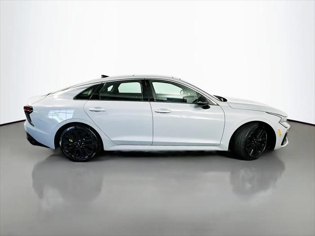 2025 Kia K5 GT