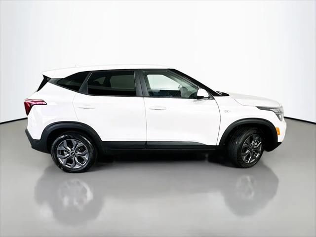 2025 Kia Seltos LX