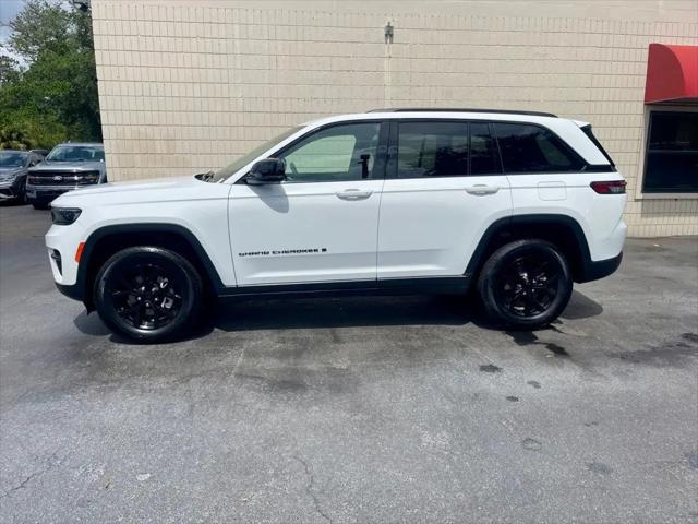 2025 Jeep Grand Cherokee Altitude 4x4