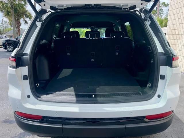 2025 Jeep Grand Cherokee Altitude 4x4