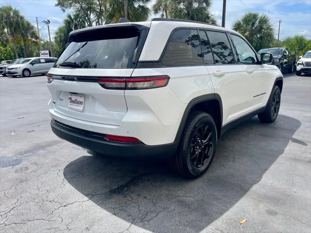2025 Jeep Grand Cherokee Altitude 4x4