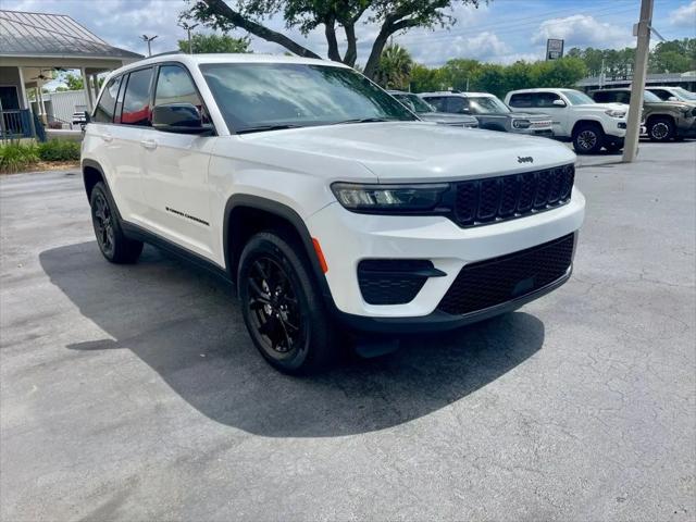 2025 Jeep Grand Cherokee Altitude 4x4