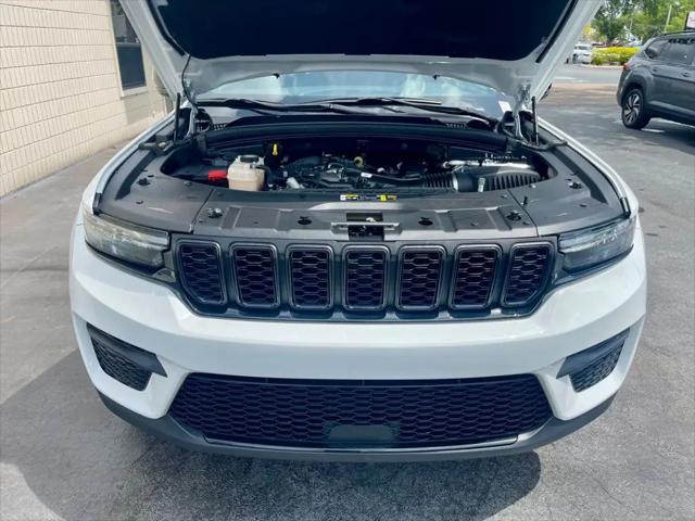 2025 Jeep Grand Cherokee Altitude 4x4