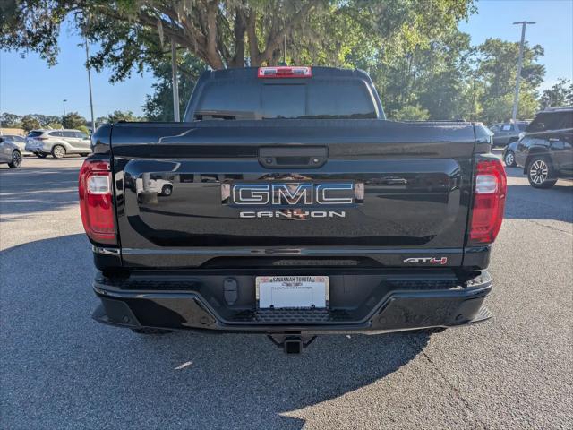 2024 GMC Canyon 4WD AT4