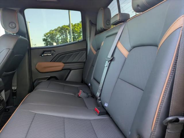 2024 GMC Canyon 4WD AT4