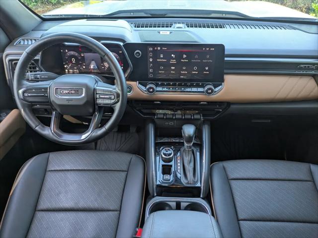 2024 GMC Canyon 4WD AT4