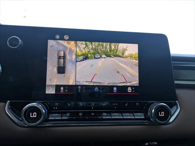 2024 GMC Canyon 4WD AT4