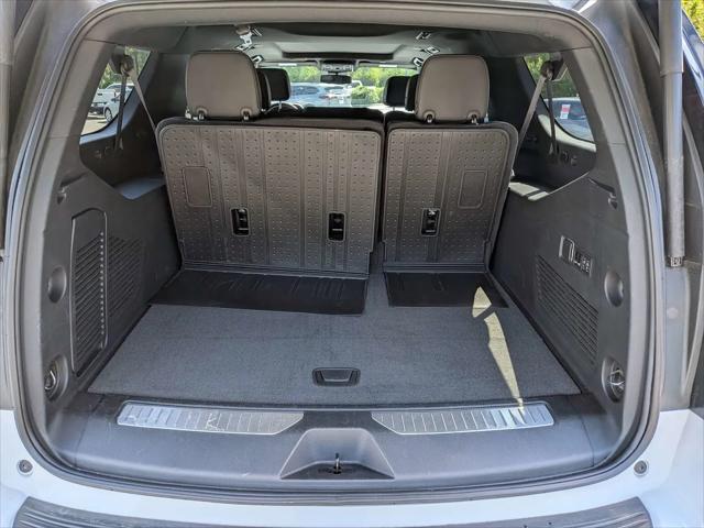 2024 Chevrolet Suburban 4WD RST
