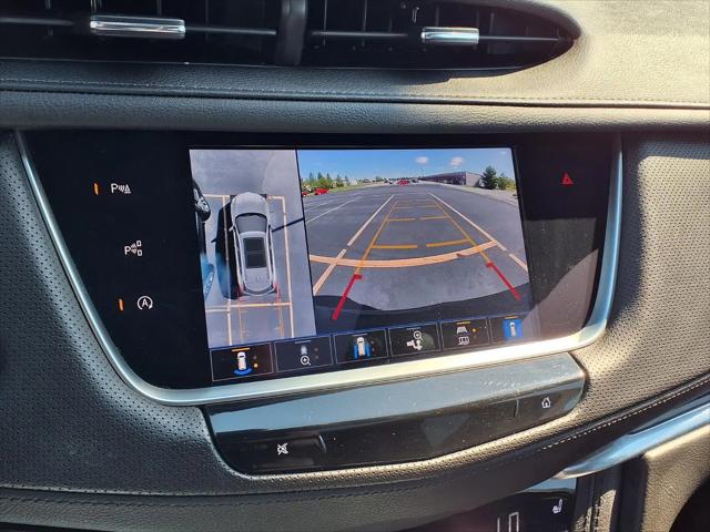 2022 Cadillac XT5 AWD Premium Luxury