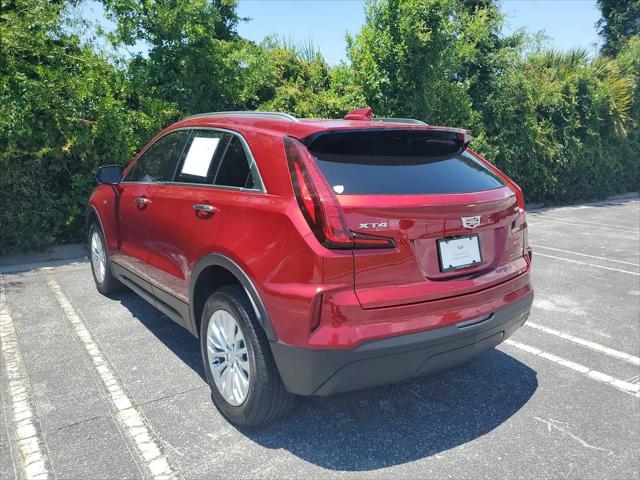 2024 Cadillac XT4 FWD Luxury