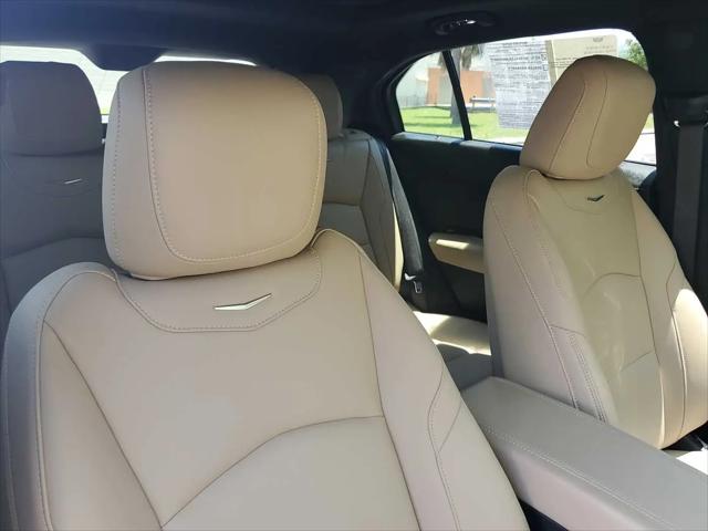 2024 Cadillac XT4 FWD Luxury