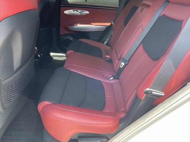2025 Genesis GV70 2.5T AWD