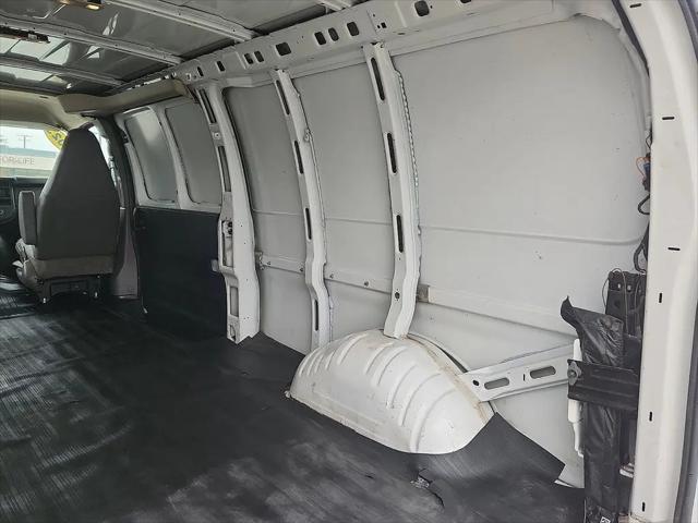 2023 Chevrolet Express Cargo Van RWD 2500 Extended Wheelbase WT