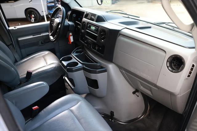 2021 Ford E-450 Cutaway Base