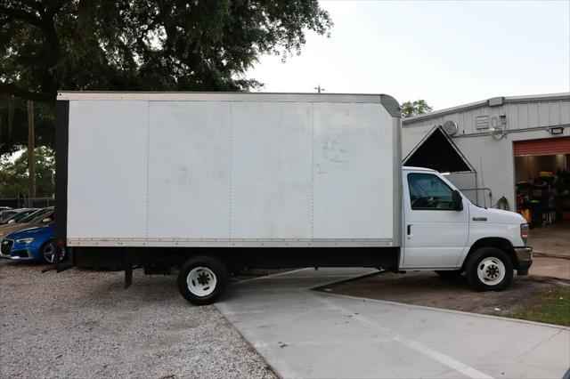 2021 Ford E-450 Cutaway Base