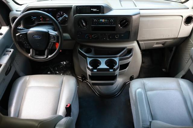 2021 Ford E-450 Cutaway Base