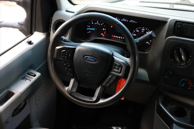 2021 Ford E-450 Cutaway Base