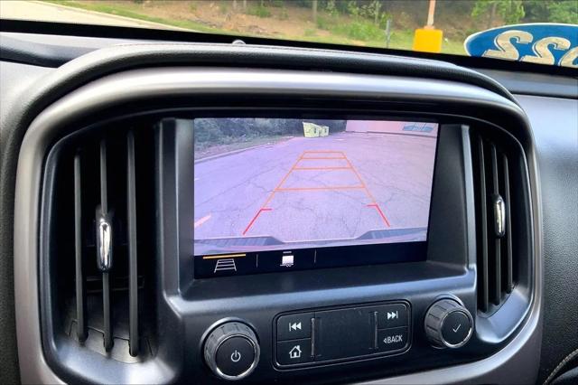 2022 GMC Canyon 4WD Crew Cab Short Box AT4 - Leather