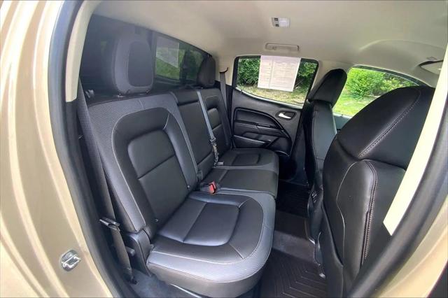 2022 GMC Canyon 4WD Crew Cab Short Box AT4 - Leather