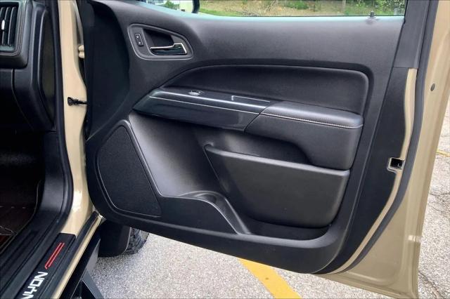 2022 GMC Canyon 4WD Crew Cab Short Box AT4 - Leather