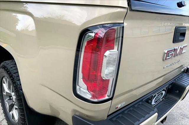 2022 GMC Canyon 4WD Crew Cab Short Box AT4 - Leather