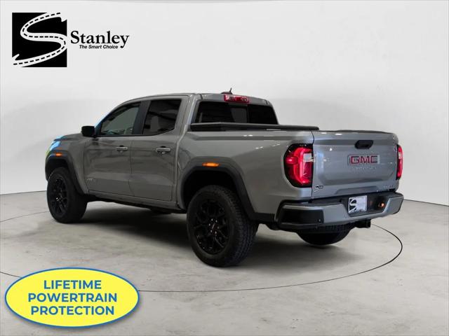 2025 GMC Canyon 4WD AT4