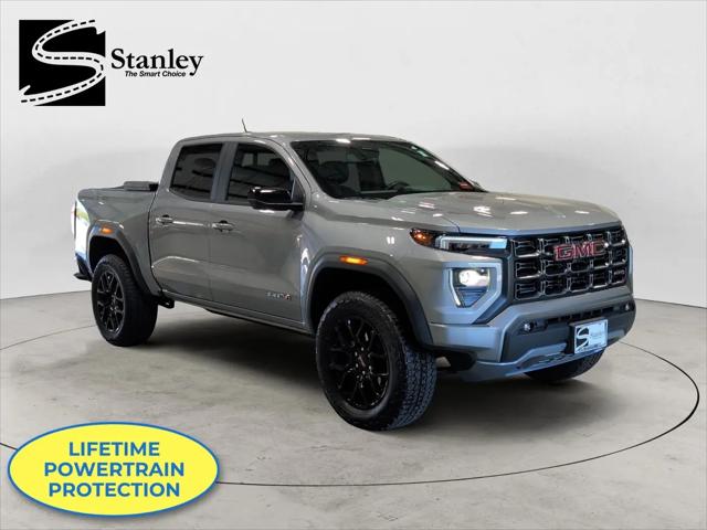 2025 GMC Canyon 4WD AT4