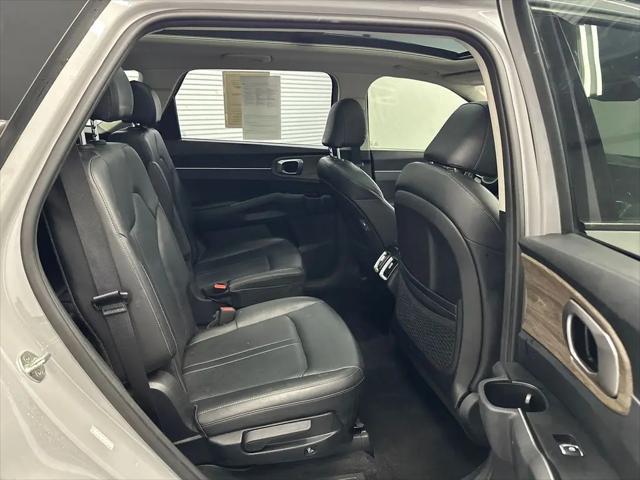 2022 Kia Sorento EX
