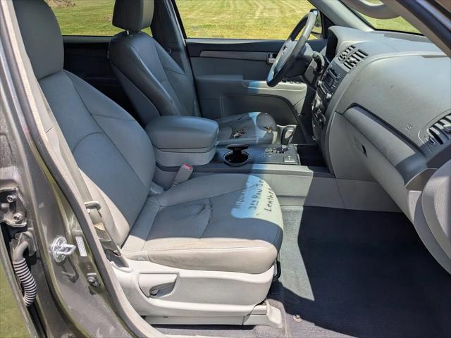 2009 Kia Borrego LX