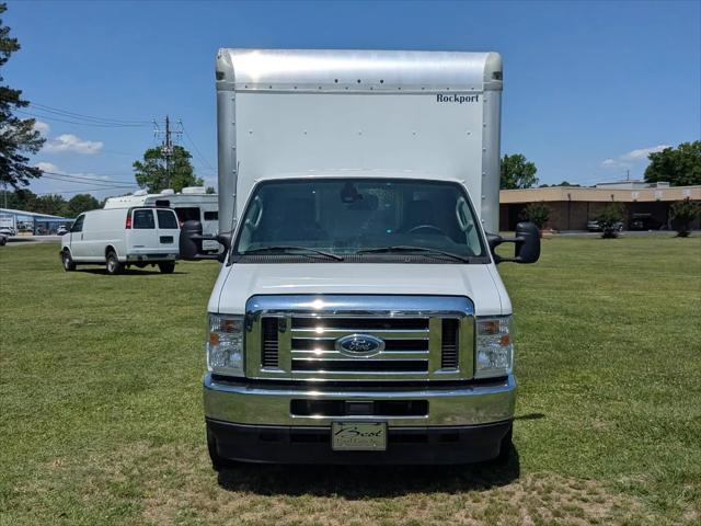 2023 Ford E-350 Cutaway Base