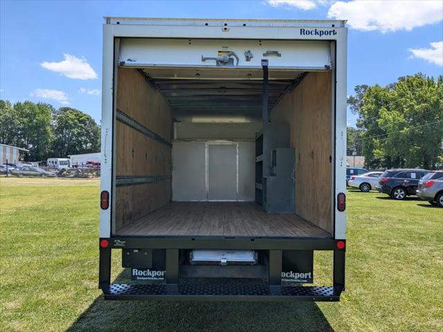 2023 Ford E-350 Cutaway Base
