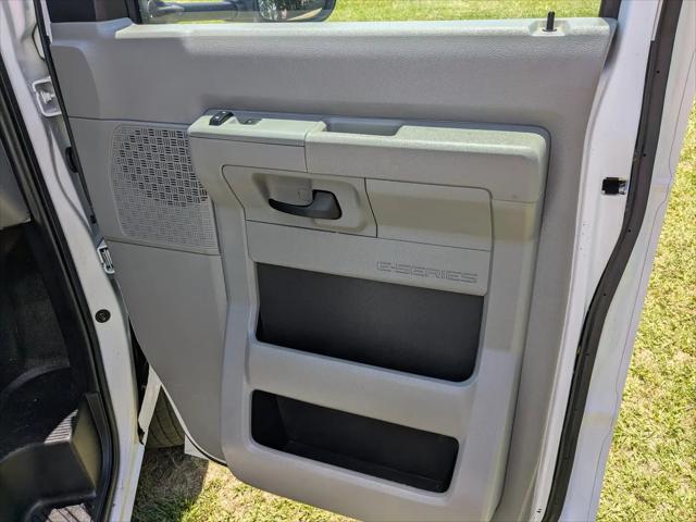 2023 Ford E-350 Cutaway Base