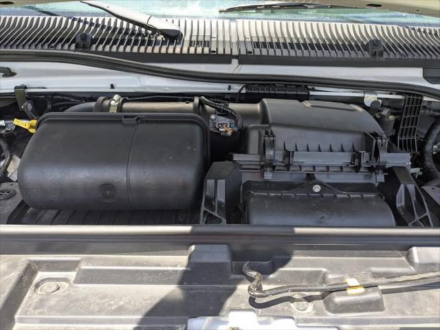 2023 Ford E-350 Cutaway Base