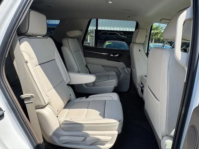 2023 GMC Yukon 4WD Denali