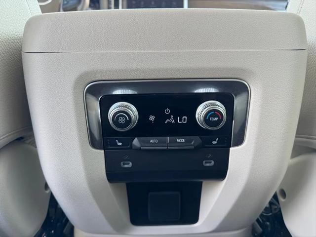2023 GMC Yukon 4WD Denali