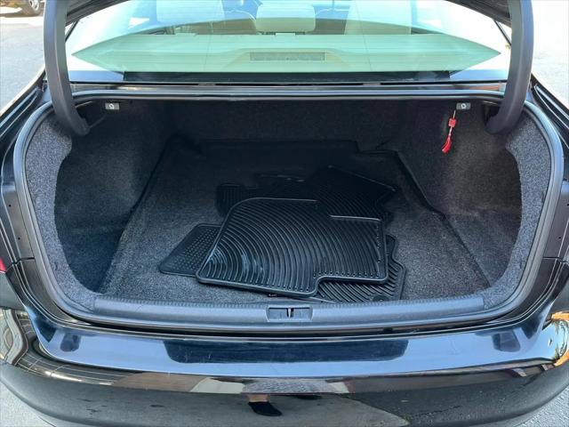 2015 Volkswagen Passat 1.8T Limited Edition