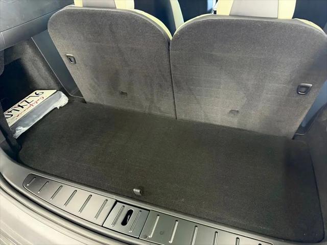 2024 Tesla Model X Plaid Tri Motor All-Wheel Drive