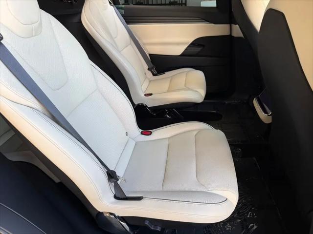 2024 Tesla Model X Plaid Tri Motor All-Wheel Drive