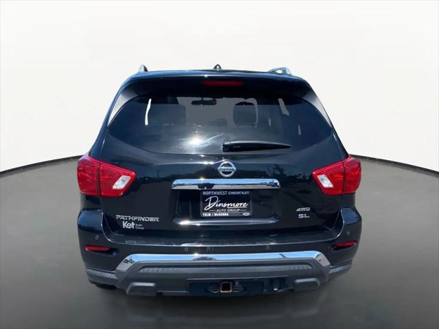 2018 Nissan Pathfinder Platinum