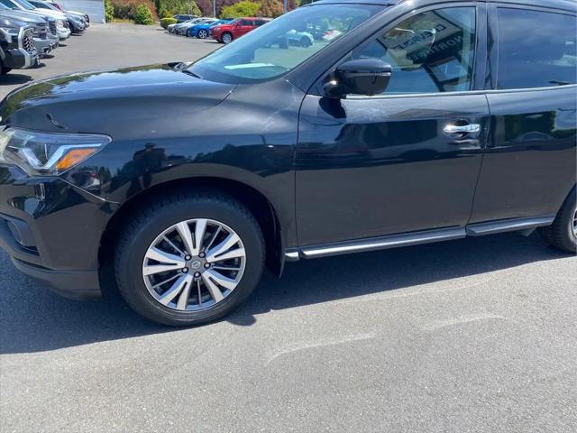 2018 Nissan Pathfinder Platinum