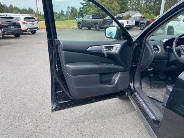 2018 Nissan Pathfinder Platinum