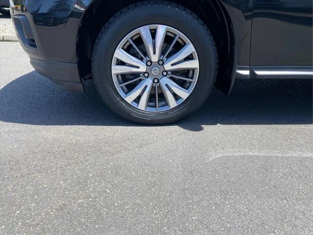 2018 Nissan Pathfinder Platinum