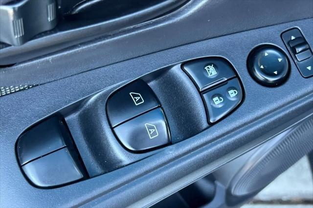 2020 Nissan Kicks S Xtronic CVT