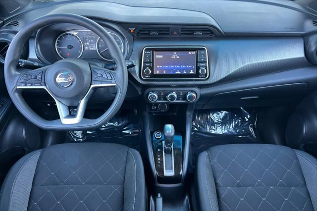 2020 Nissan Kicks S Xtronic CVT