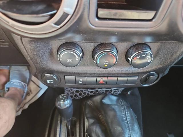 2012 Jeep Wrangler Unlimited Sport