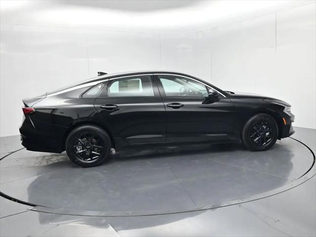 2026 Kia K5 LXS FWD