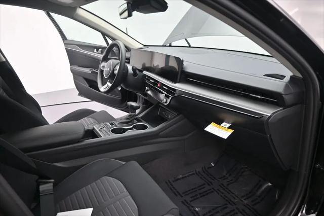 2026 Kia K5 LXS FWD