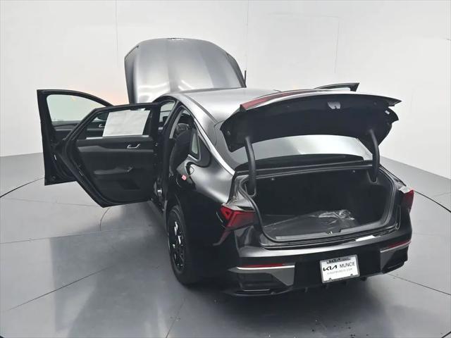 2026 Kia K5 LXS FWD
